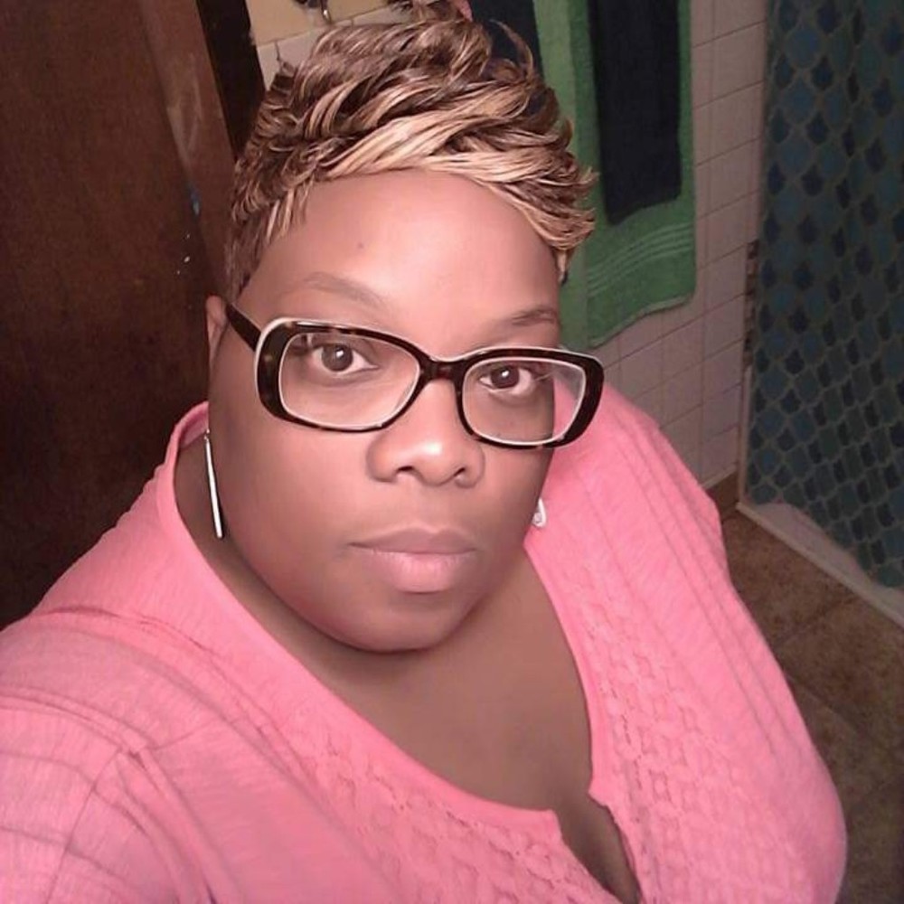 Meet your Posher, Posh